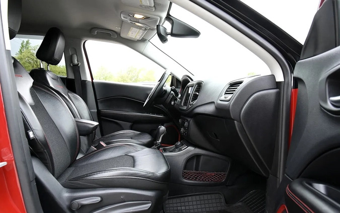 Jeep Compass cena 89900 przebieg: 87433, rok produkcji 2019 z Jawor małe 326